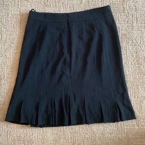 ♠️💜 Jones New York Black Skirt Pleated Hem 12P Minimalist Timeless Classic Chic